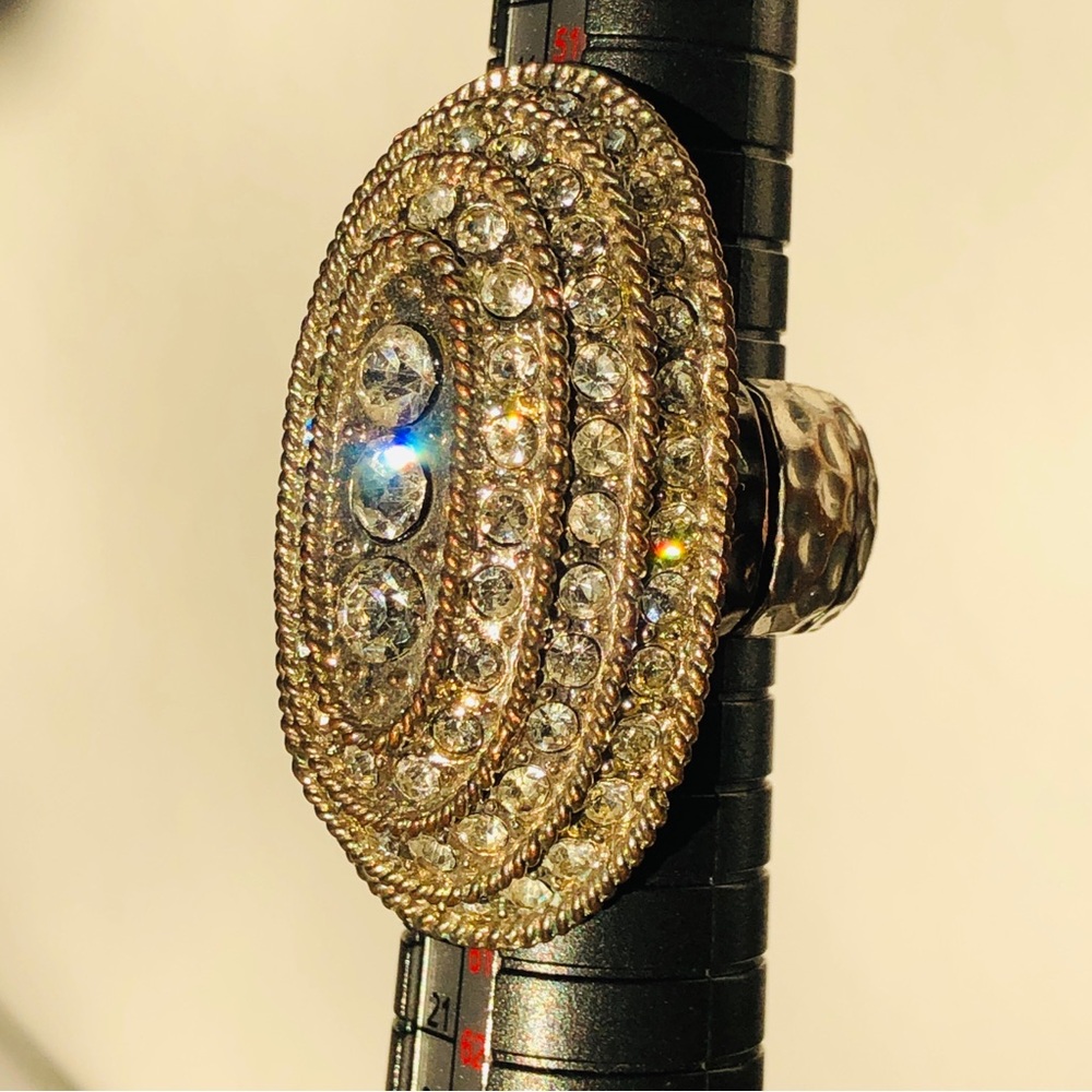 Stunning Inlayed Rhinestone Ring Sparkle Large - Picture 4 of 9